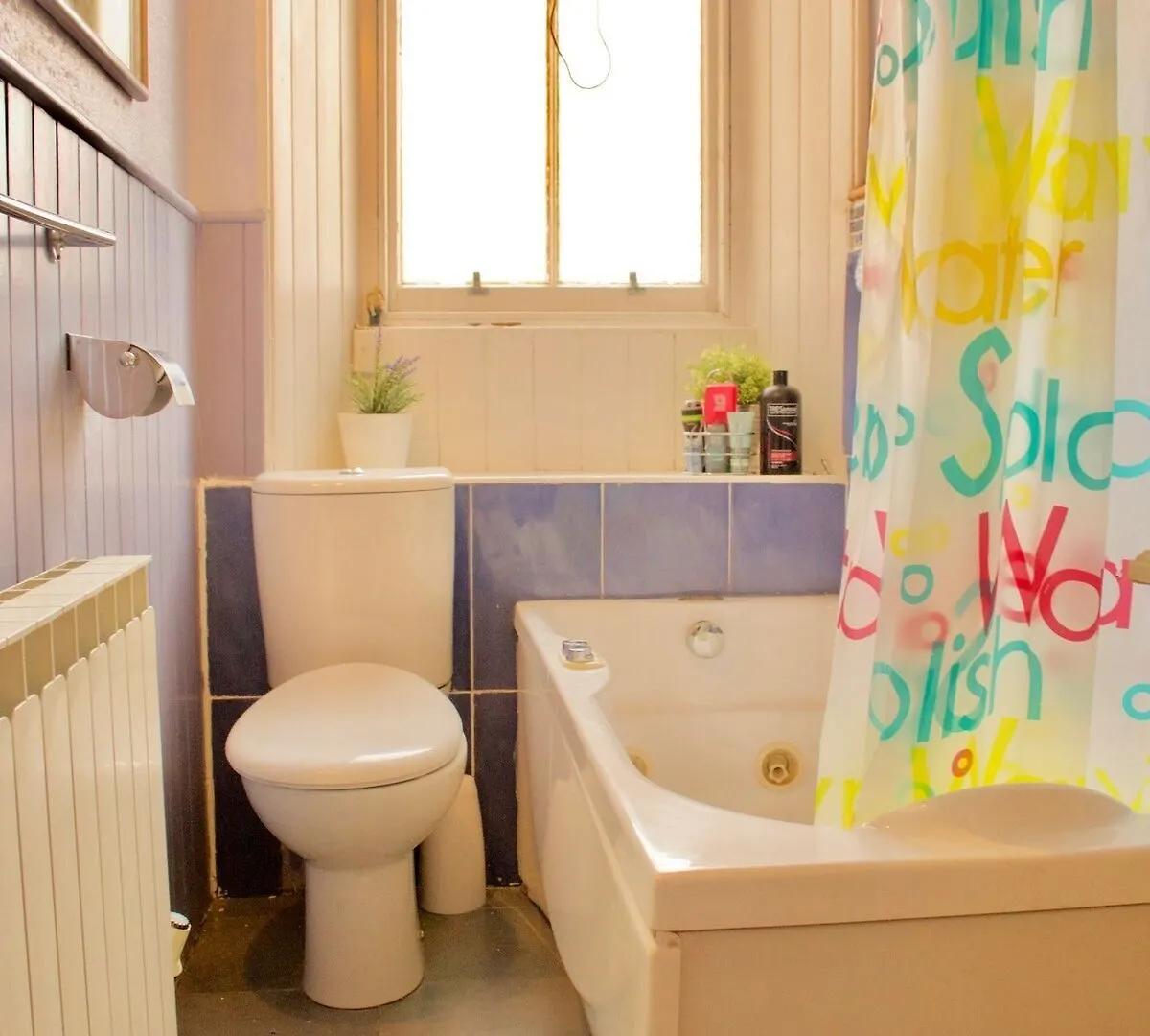 2 Bedroom Flat In Morningside 爱丁堡 0*,