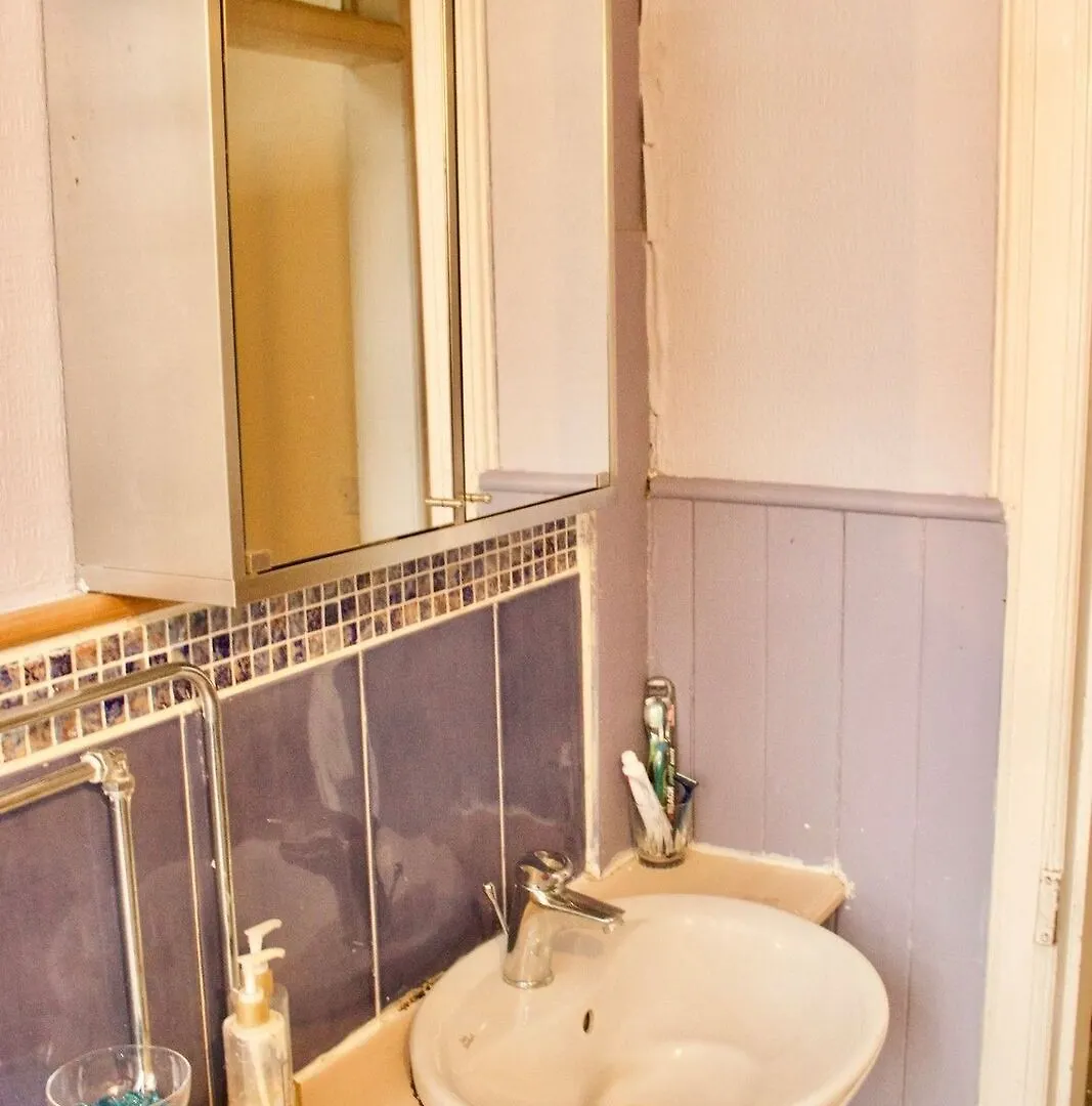 2 Bedroom Flat In Morningside 爱丁堡