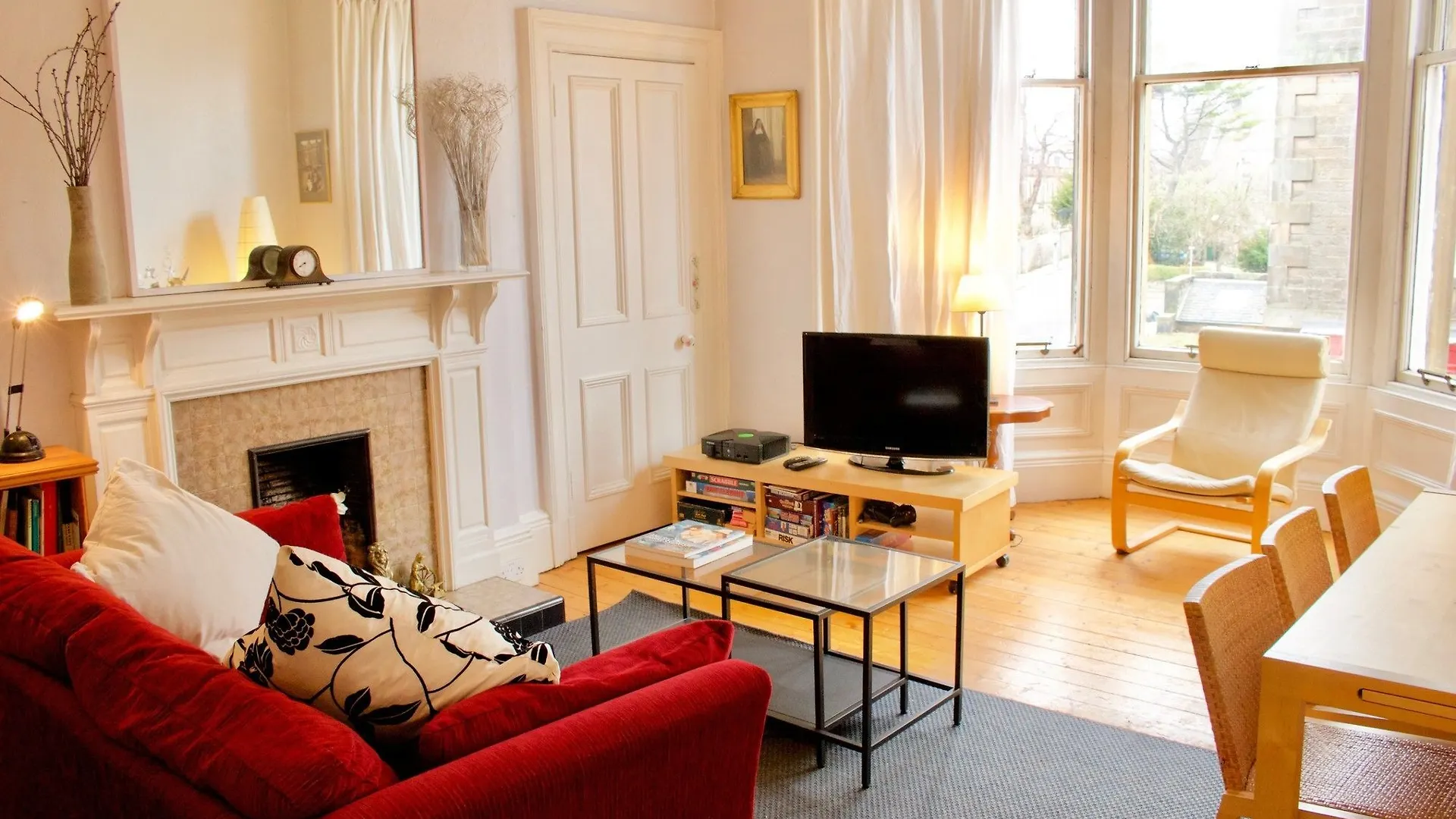 2 Bedroom Flat In Morningside 爱丁堡 英国